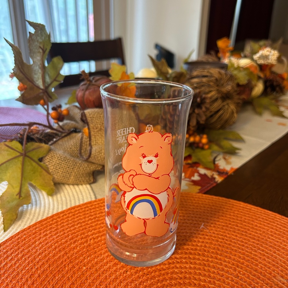 1983 Care Bear Pizza Hut drinking glass Cheer Bear